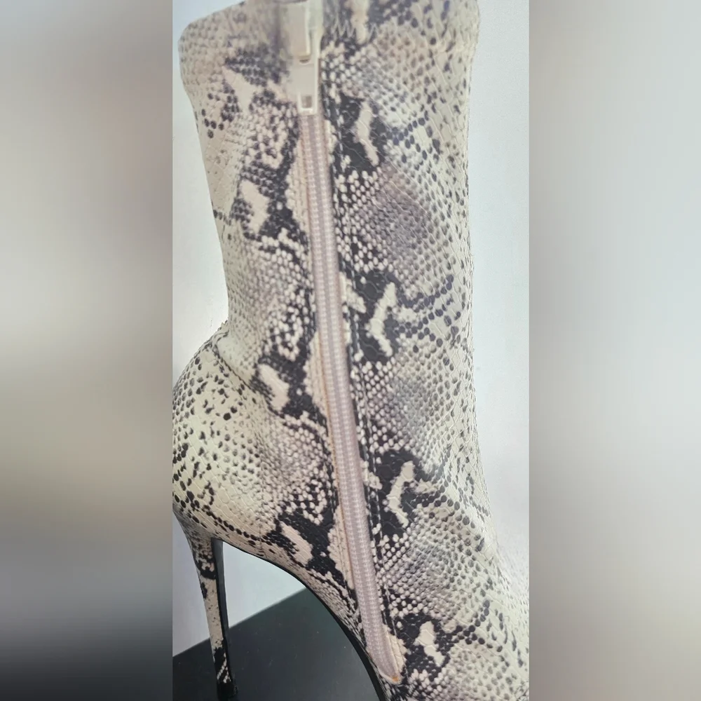 BRAND NEW Steve Madden Daffy Snakeskin Ankle Boots Stiletto Heel Pointed Toe 6.5 - Picture 7 of 16